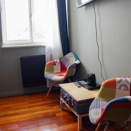Hostel Open Doors